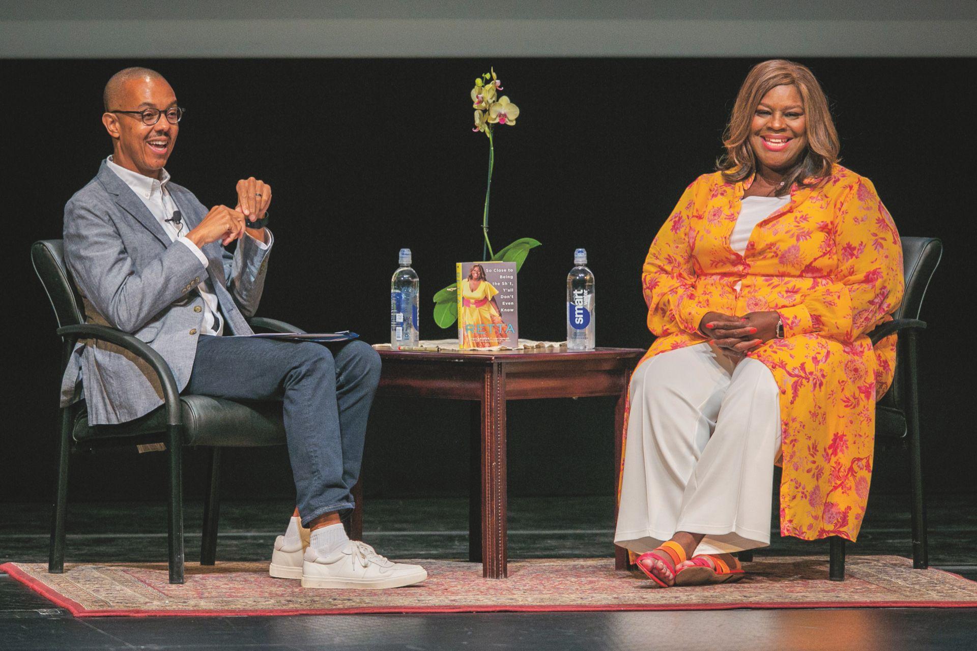 THUMBNAIL: Actress Retta class of 92 speaks with Gary Bennett on the stage.